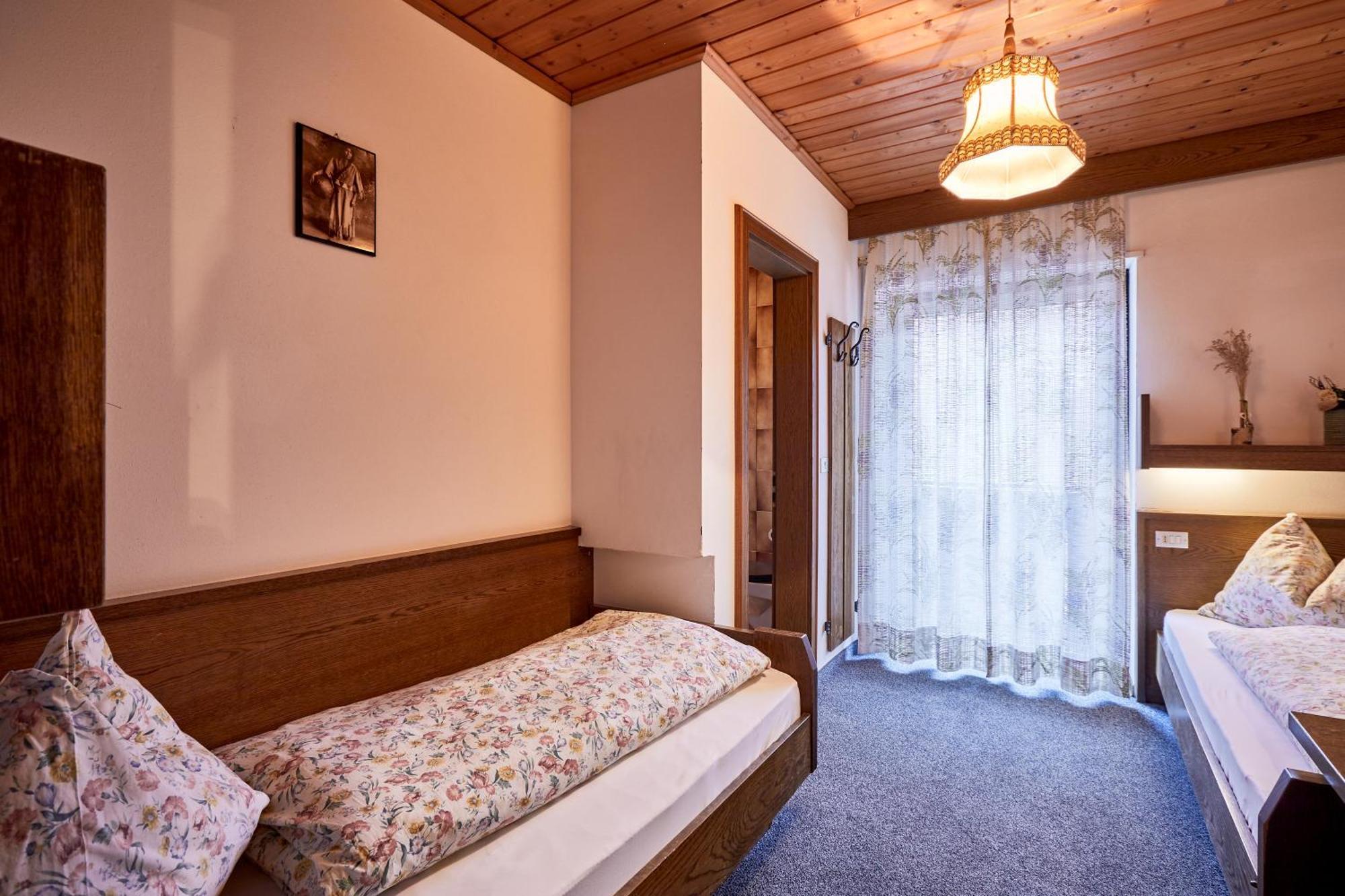 Ferienpension Zummuellerhof Natz-Schabs المظهر الخارجي الصورة